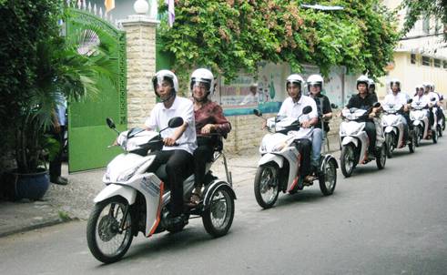 taxi ba banh - Motorbike taxi – dịch vụ mới mẻ đầy tính nhân văn