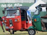Choi polo bang xe tuk tuk 7 160x120 - Chơi Polo bằng xe Tuk Tuk ở Sri Lanka